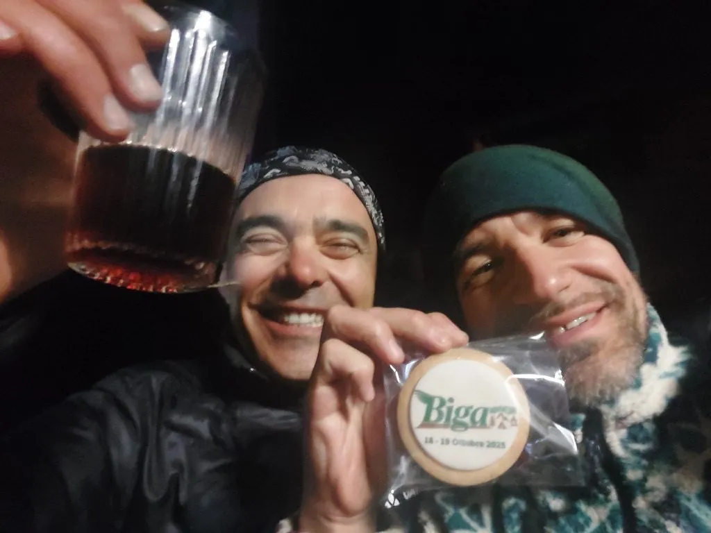 BigaAdventure 2025, Cervinia — brindisi di fine tappa con il sottobicchiere Biga